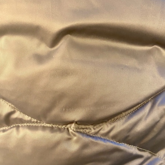 North Face women's silver puffer jacket sz small - Picture 7 of 9